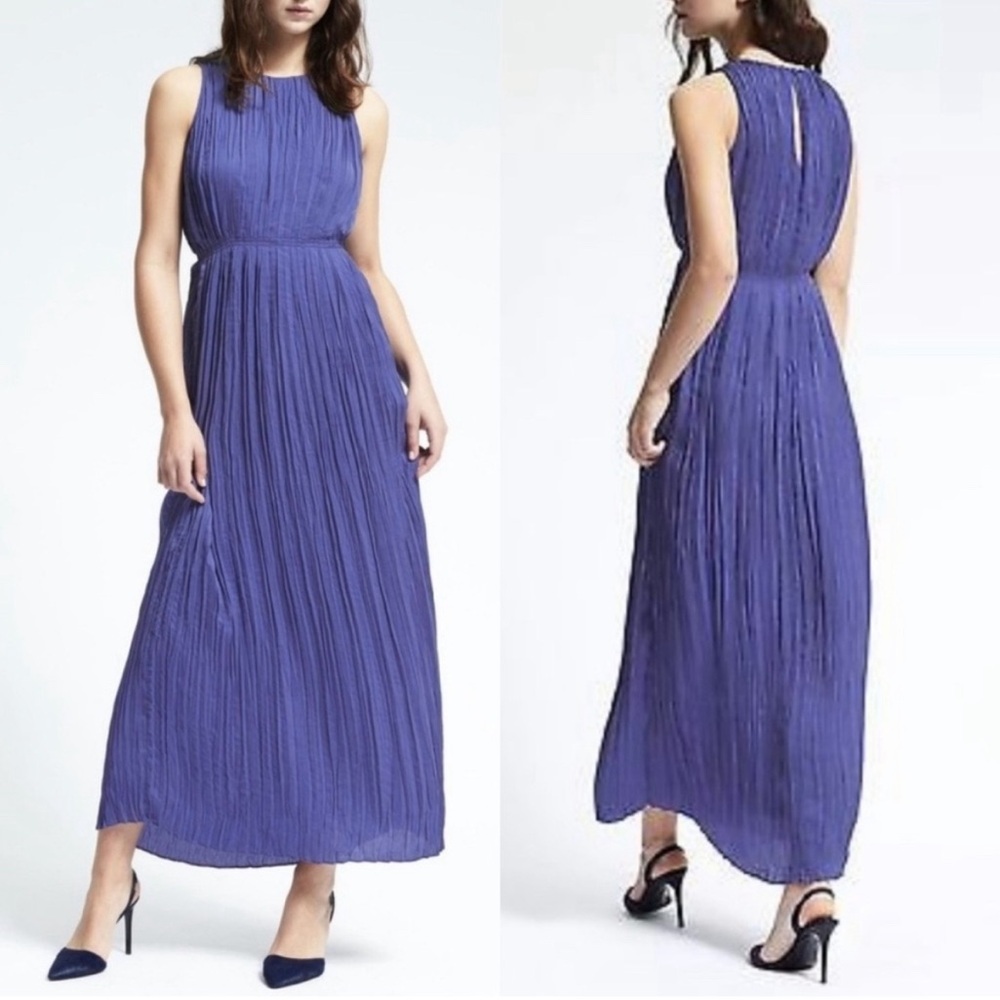 Flowy pleated maxi dress - banana republic